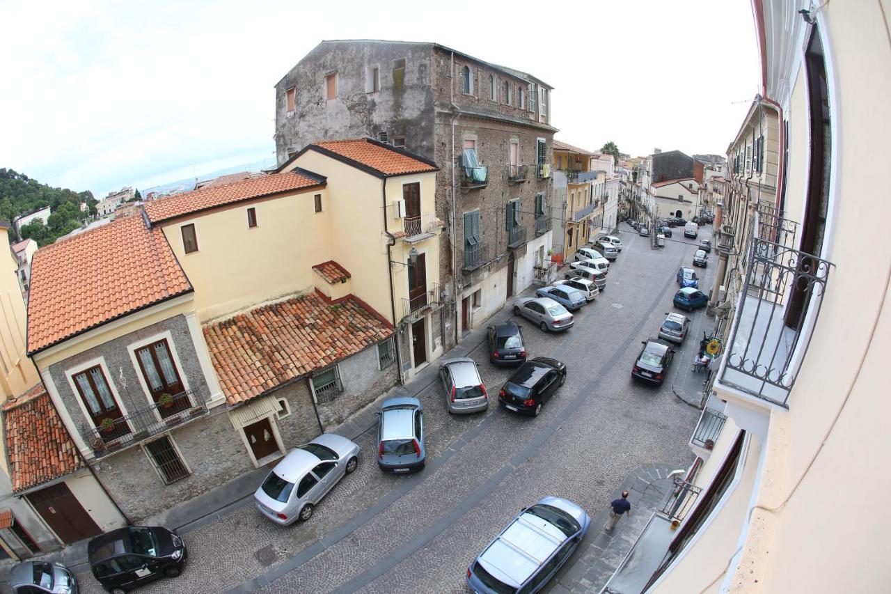 Casa Lissania Acomodação com café da manhã Lamezia Terme Exterior foto