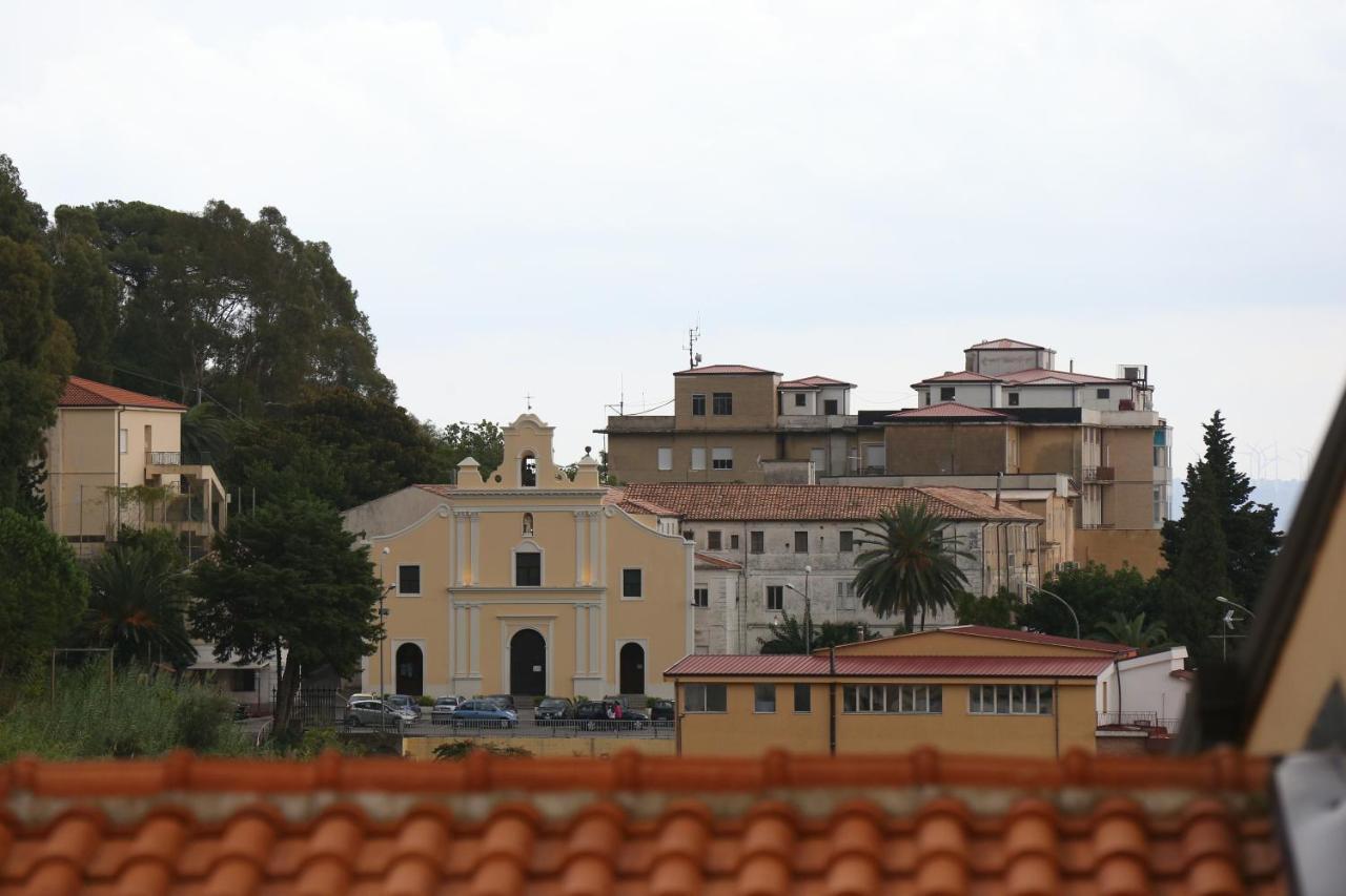 Casa Lissania Acomodação com café da manhã Lamezia Terme Exterior foto