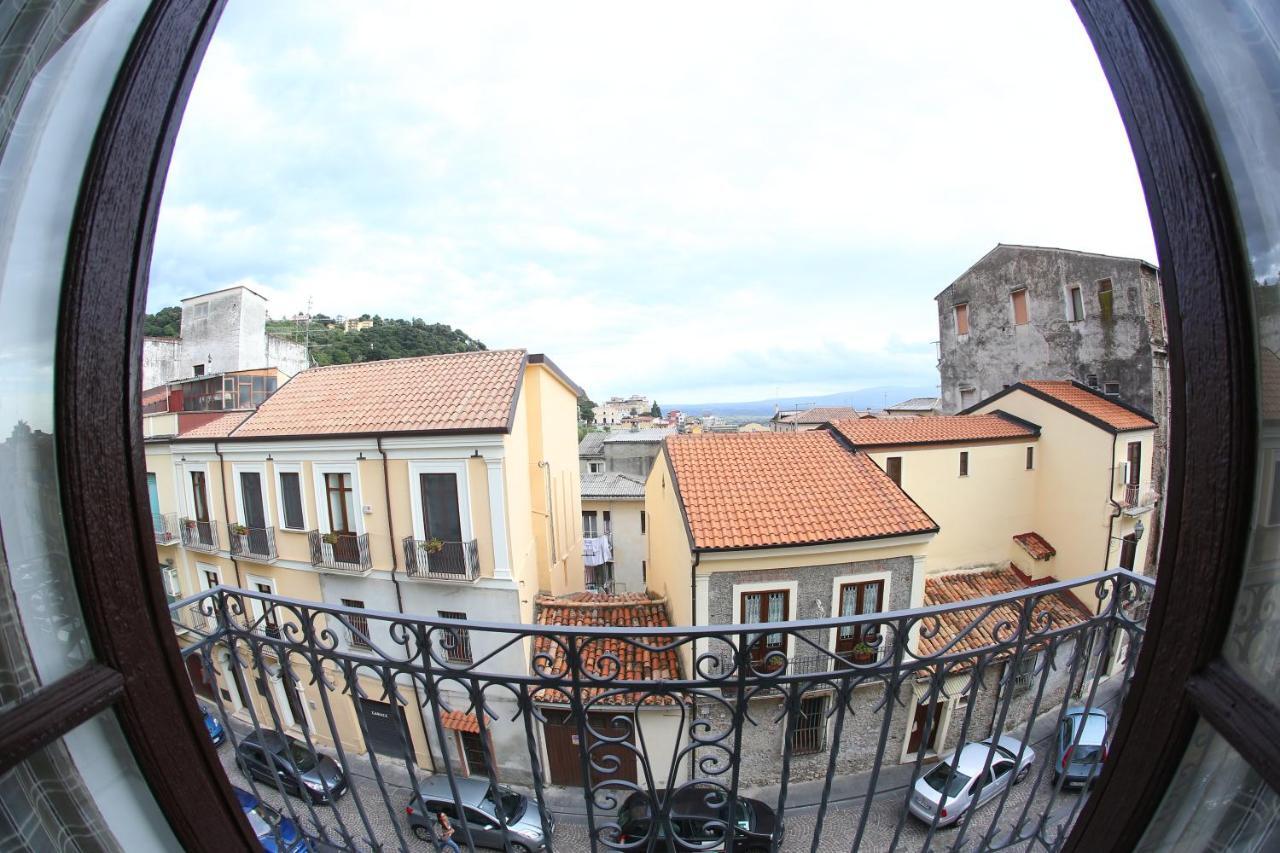 Casa Lissania Acomodação com café da manhã Lamezia Terme Exterior foto
