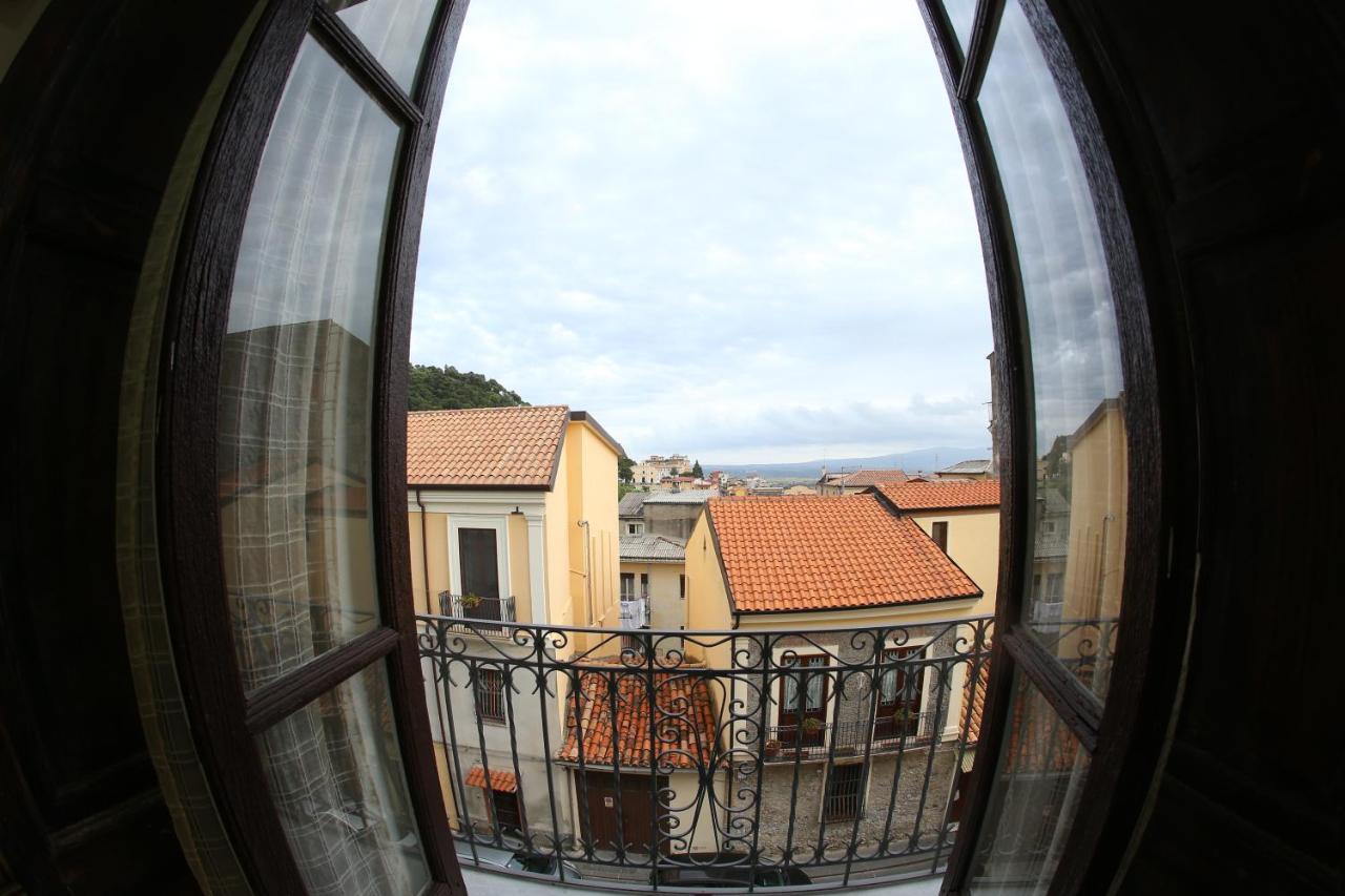 Casa Lissania Acomodação com café da manhã Lamezia Terme Exterior foto